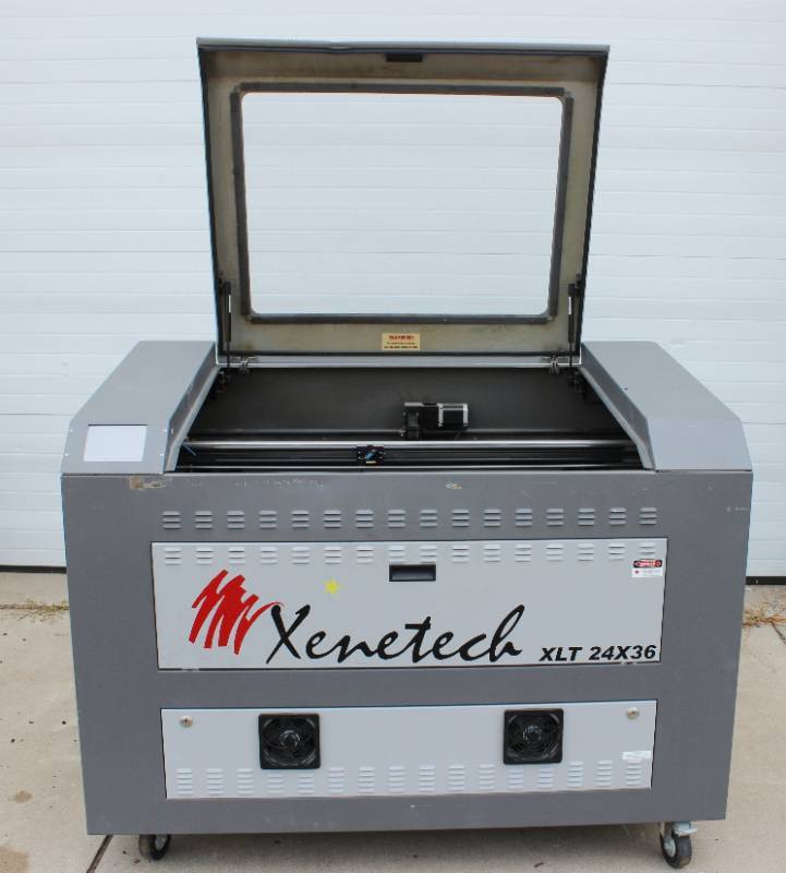 メルページです Xenetech XLT 24X36 Laser Engraving Machine for Sale in Inver Grove