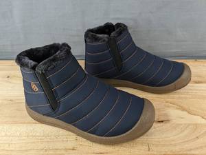 lot 183 image: Womens Winter Boots Size 8.5 - Brand New