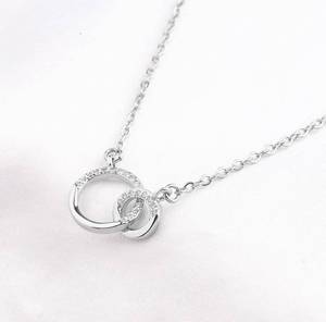 lot 195 image: Silvery Interlocking Circle Memorial Necklace, Stainless Steel - Brand New