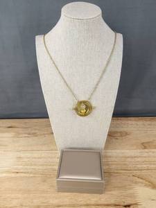 lot 77E image: Time-Turner Hourglass Harry Potter Necklace - Brand New