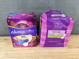 lot 258 image: 48 Always Radiant Daily Liners & 44 Poise Fresh Protective Daily Liners - Brand New