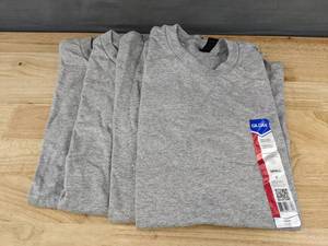 lot 309 image: 4 Gildan Adult T-Shirts, Small, Gray Short Sleeve - Brand New