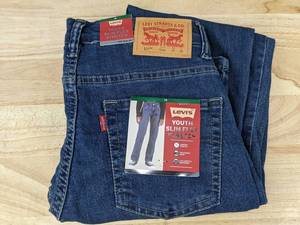 lot 322 image: Levis Youth Slim Flex Stretch Jeans Boys Size 14, $42 Retail - Brand New