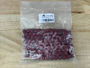 lot 326 image: 108 Link Flyns Dream 428 Motorcycle Chain, Red - Brand New