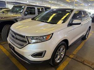 lot 2 image: 2016 Ford Edge Titanium AWD