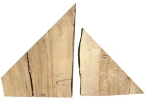 lot 073 image: Hard Maple X2 (25.51.75 13.5 X 20) (201.5 7 X 20.25)