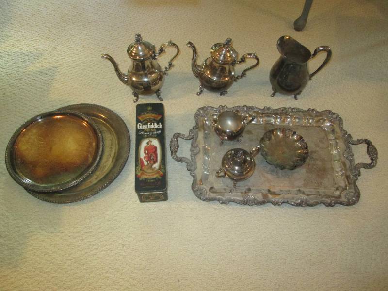 lot 32 image: Lot of Silver-Plated & Silver-Tone Serving Ware, Vintage Tin, and More  Collectible & Decorative