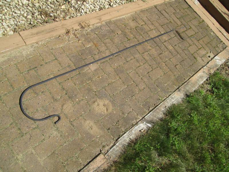lot 235 image: Metal outdoor single arm Shepherds ...
