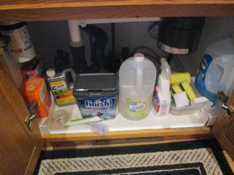 lot 339 image: All cleaning detergents and supplie...