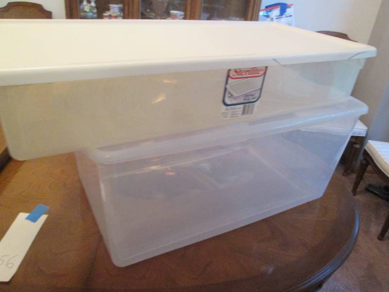 lot 357 image: 2 clean totes with lids...