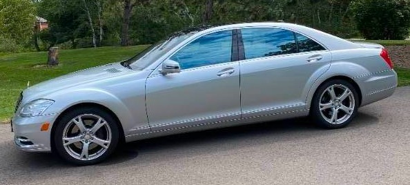 lot 2 image: Beautiful 2013 Mercedes-Benz S550 4-Matic Silver Luxury Sedan - 64,635 Miles