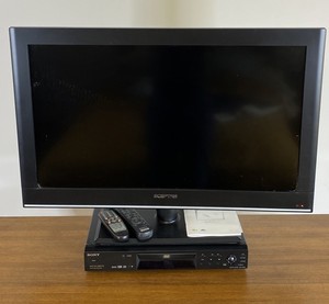 lot 68 image: Sceptre X32 TV and Sony DVP-NS300 DVD Player with Remotes