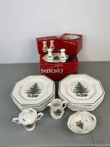lot 360 image: Vintage Nikko Christmastime Dinnerware Set - 17 Pieces, Made in Japan