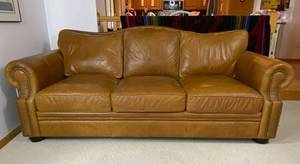 lot 111 image: Omnia Stetson Top Grain Leather Sofa, 93 in, Made in USA