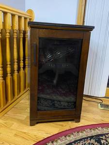 lot 140 image: Scott Living Dual Zone Wine Cooler Cabinet Model 1064TW-18-219