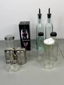 lot 336 image: Assorted Kitchenware Lot - Vinturi Wine Aerator, Shakers, Jars & Bottles