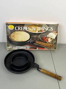lot 440 image: Vintage Nordic Ware Crepes N Things Crepe Pan with Original Box