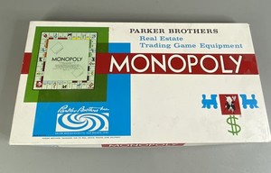 lot 60 image: Vintage Parker Brothers Monopoly Board Game - Complete Set
