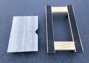 lot 288 image: Pair of Furniture Movers with Casters