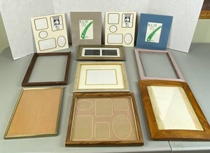 lot 387 image: Assorted Picture Frames and Collage Mats Mixed Lot