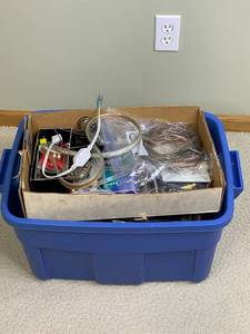 lot 393 image: Lot of AudioVisual Cables, Speaker Wires, and AV Accessories