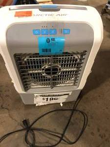 lot 23 image: ARCTIC AIR 1300 CFM Portable 3 Speed Outdoor Evaporative Air Cooler     Customer Returns See Pictures