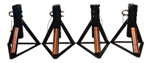 lot 69 image: Set of 4 Petersen Automotive 11 Inch Floor Jack Stands