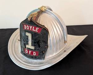 lot 74A image: Cairns & Bros Aluminum Boyle Fire Department Helmut