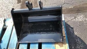 lot 26 image: Mini Excavator Mud Bucket Attachment