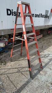 lot 65 image: Werner Fiberglass Folding Ladder 8ft