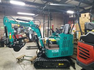 lot 4 image: 2025 CFG Industrial H15R Gas Power Mini Excavator