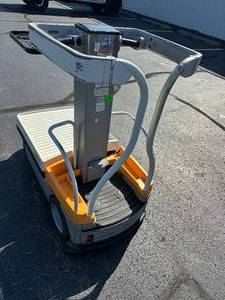 lot 93 image: Crown Wave WAV50-118 Work Assist Vehicle
