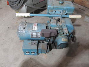 lot 12 image: AlternatorGenerator
