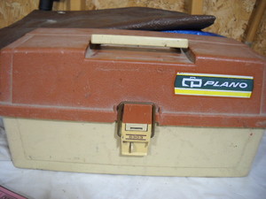 lot 31 image: Tackle Box wContents