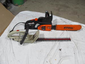 lot 66 image: Electric Chain SawHedge Trimmer