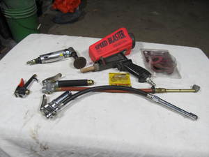 lot 84 image: Air Tools