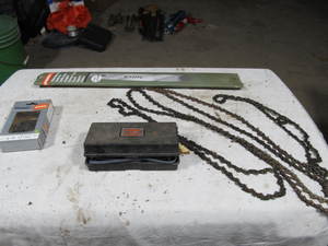 lot 97 image: Chainsaw Accessories
