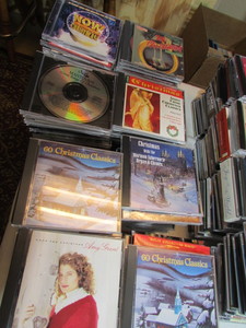 lot 151 image: CDS