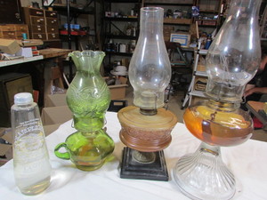 lot 203 image: Vintage Oil Lamps