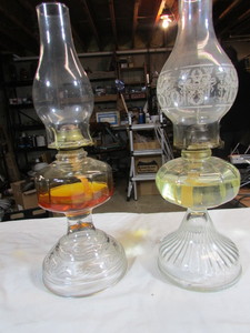 lot 204 image: Vintage Oil Lamps