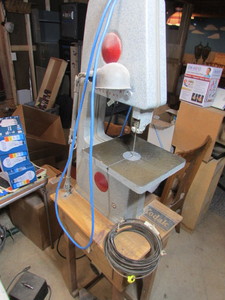 lot 209 image: Band Saw