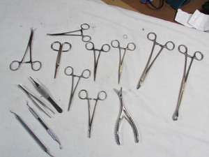 lot 238 image: Medical Pliers, Tweezers