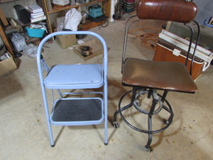 lot 247 image: Garage Chairs