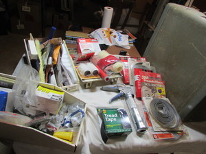 lot 255 image: Home Improvement Items