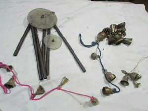lot 260 image: Vintage Wind Chimes
