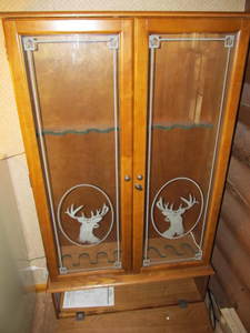 lot 313 image: Gun Cabinet