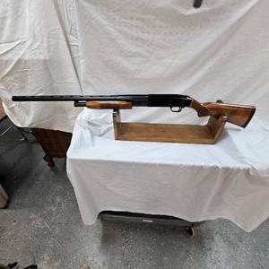 lot 11 image: Coast to Coast Mossberg Master Mag CC660 12ga Pump Shotgun