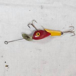 lot 111 image: Vintage Orchard Industries Slippery Slim, Mid 1950s