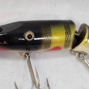 lot 113 image: Vintage Creek Chub CCBC Pikie Minnow