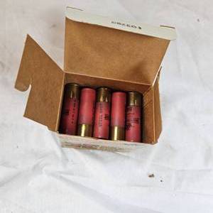 lot 74 image: Winchester 12ga 3 BB Magnum Steel, 2o rd Box